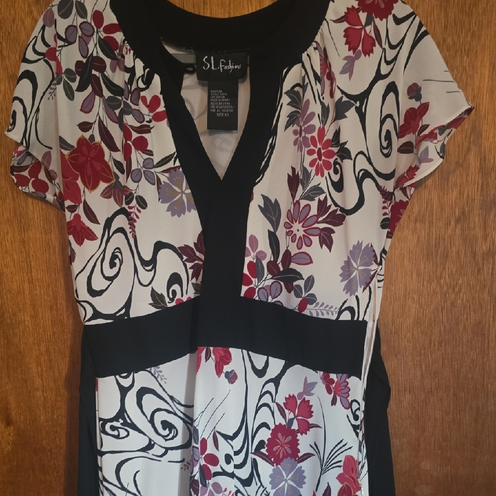 SL Fashions Women's Floral Blouse - Black, White, Red, Purple